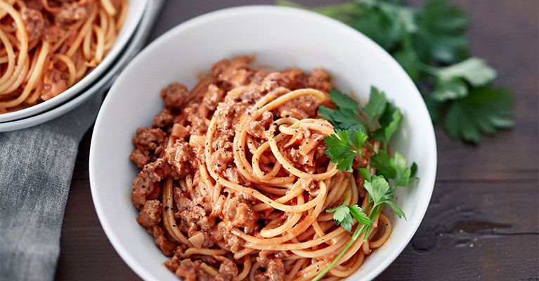 Vaalea pasta bolognese | Yhteishyvä