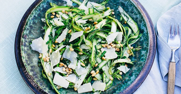 Höylätty parsasalaatti