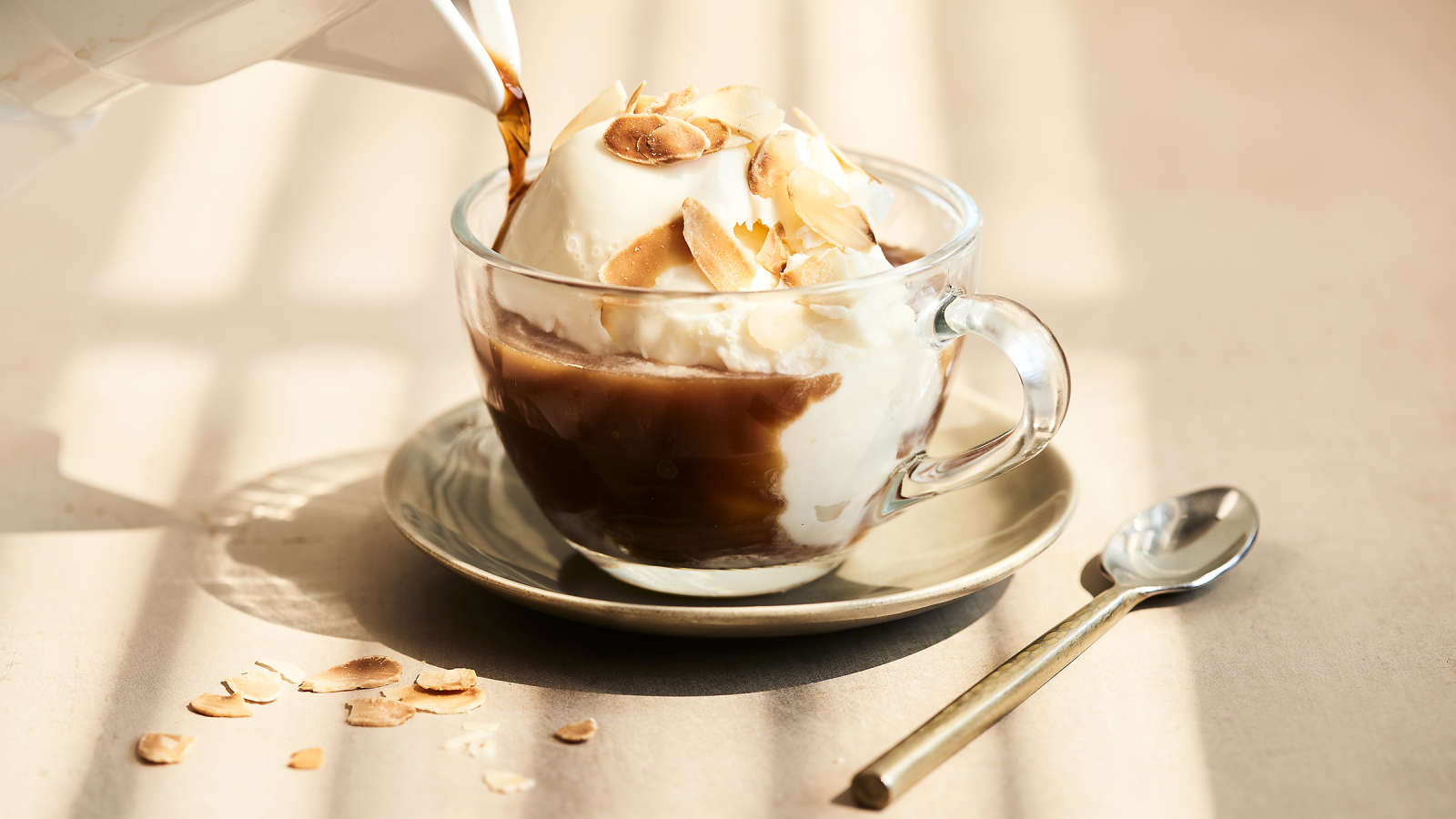 affogato, jäätelökahvi