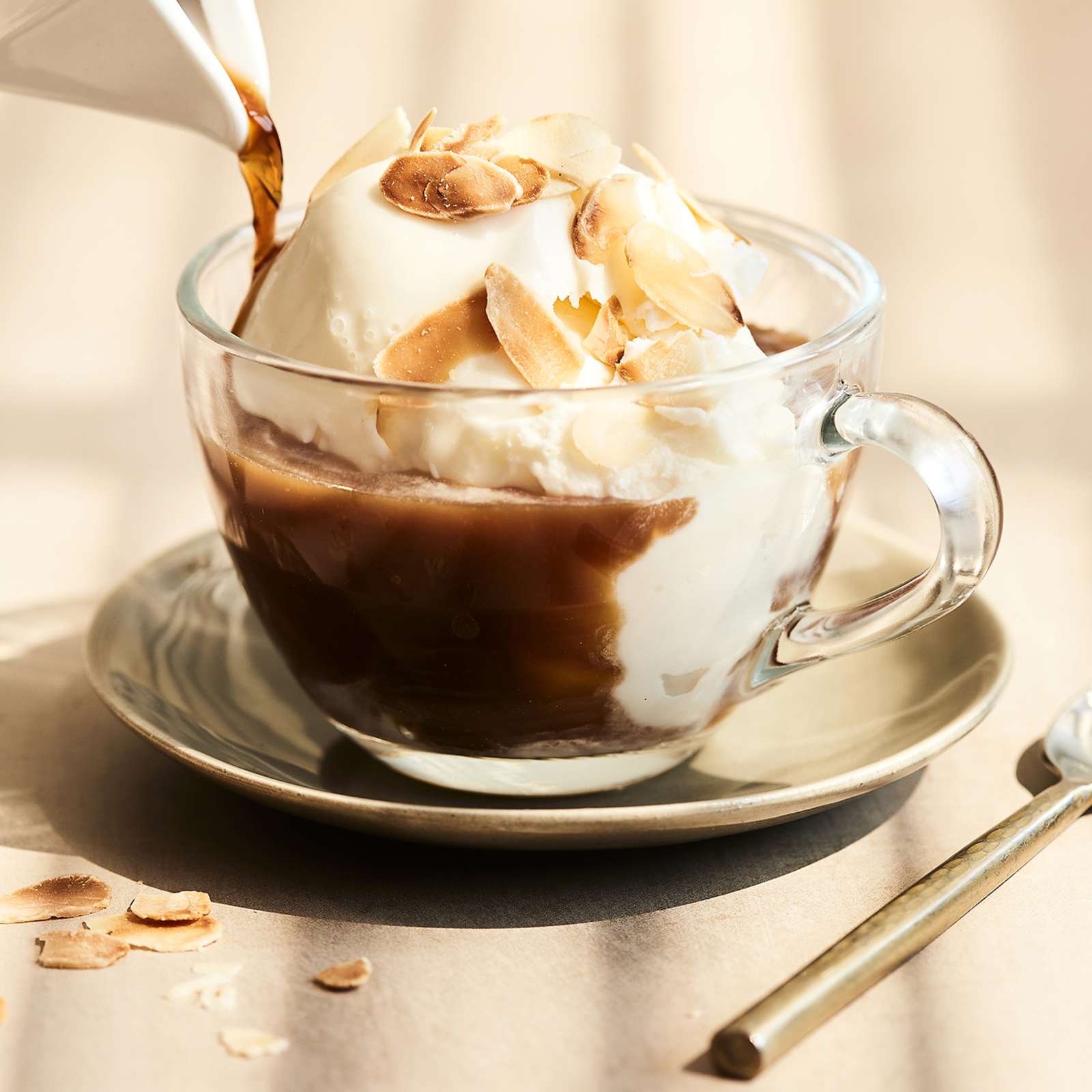 affogato, jäätelökahvi