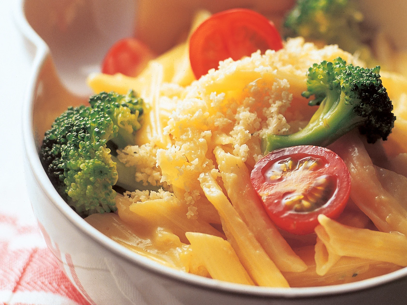 Spagettia ja parsakaalia