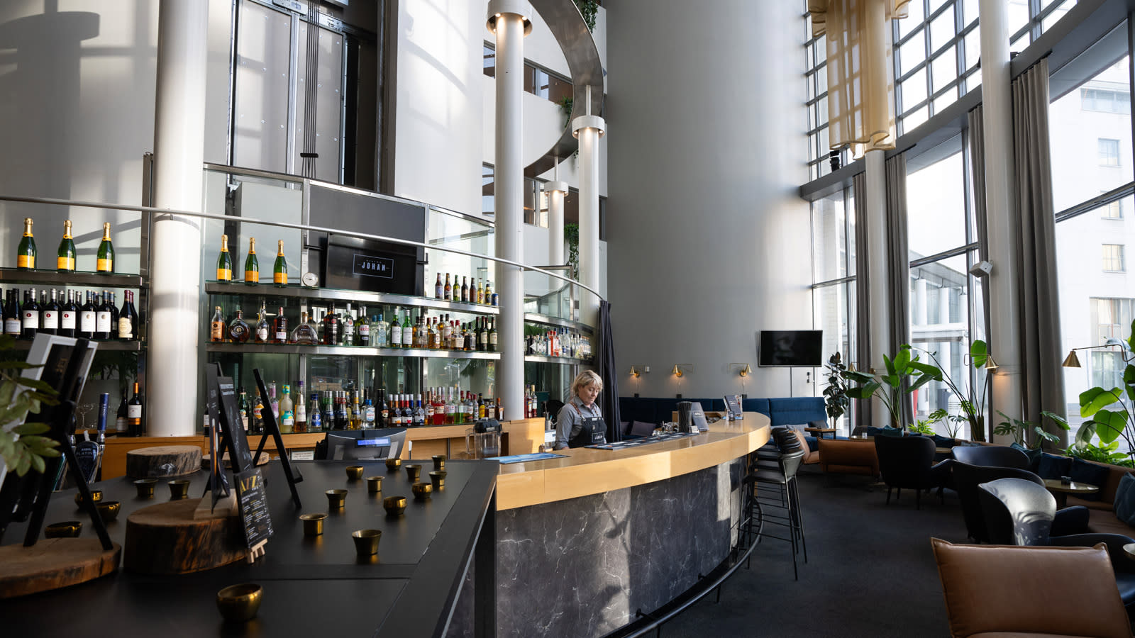 Radisson Blu Royal -hotellin aulabaari