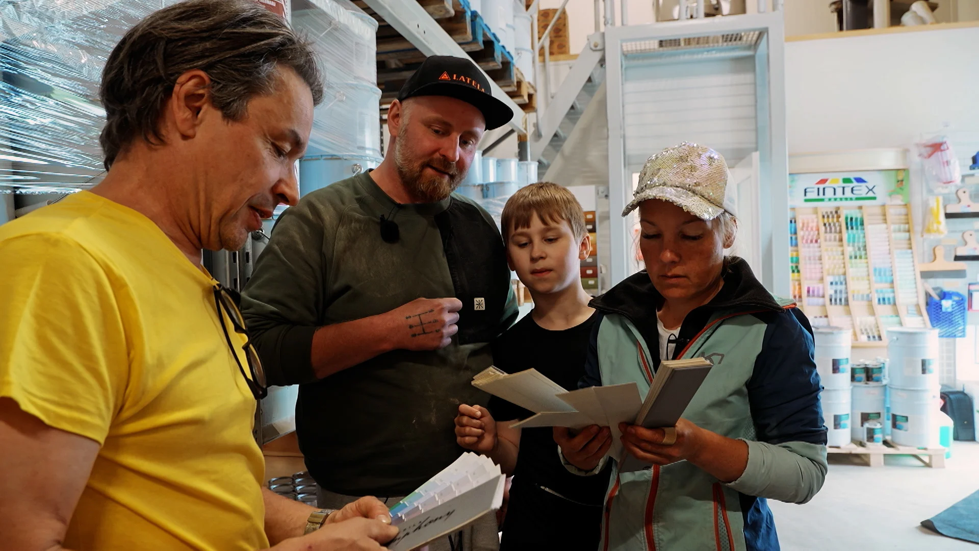 Lauri Huttunen ja Sari-Anna Leppänen ostoksilla