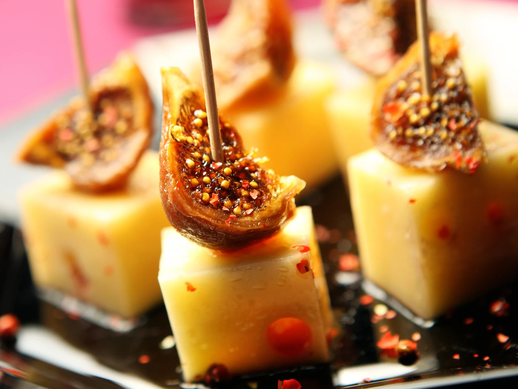 Glögimarinoidut juustopalat