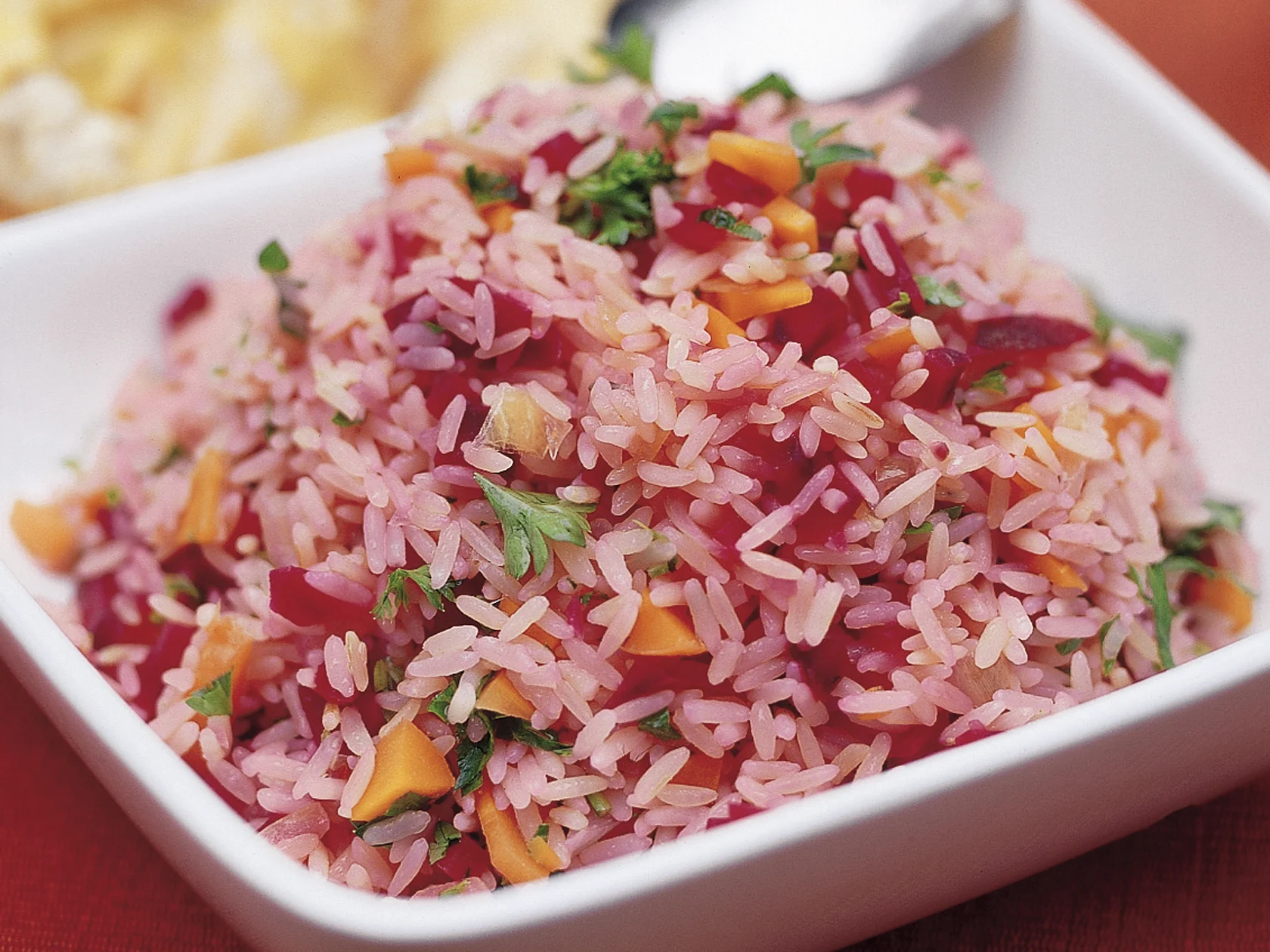 Punainen kasvisriisi