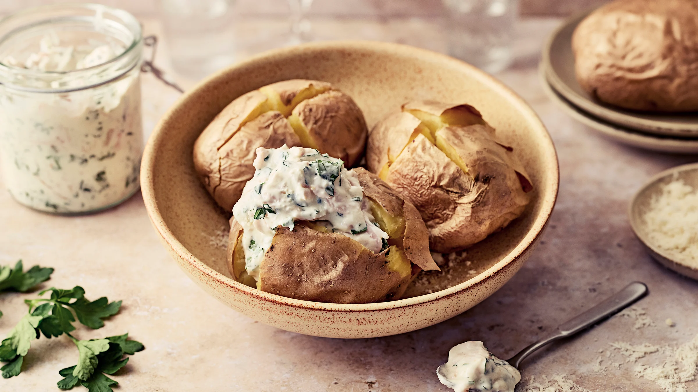 Uuniperunat ja kanatäyte