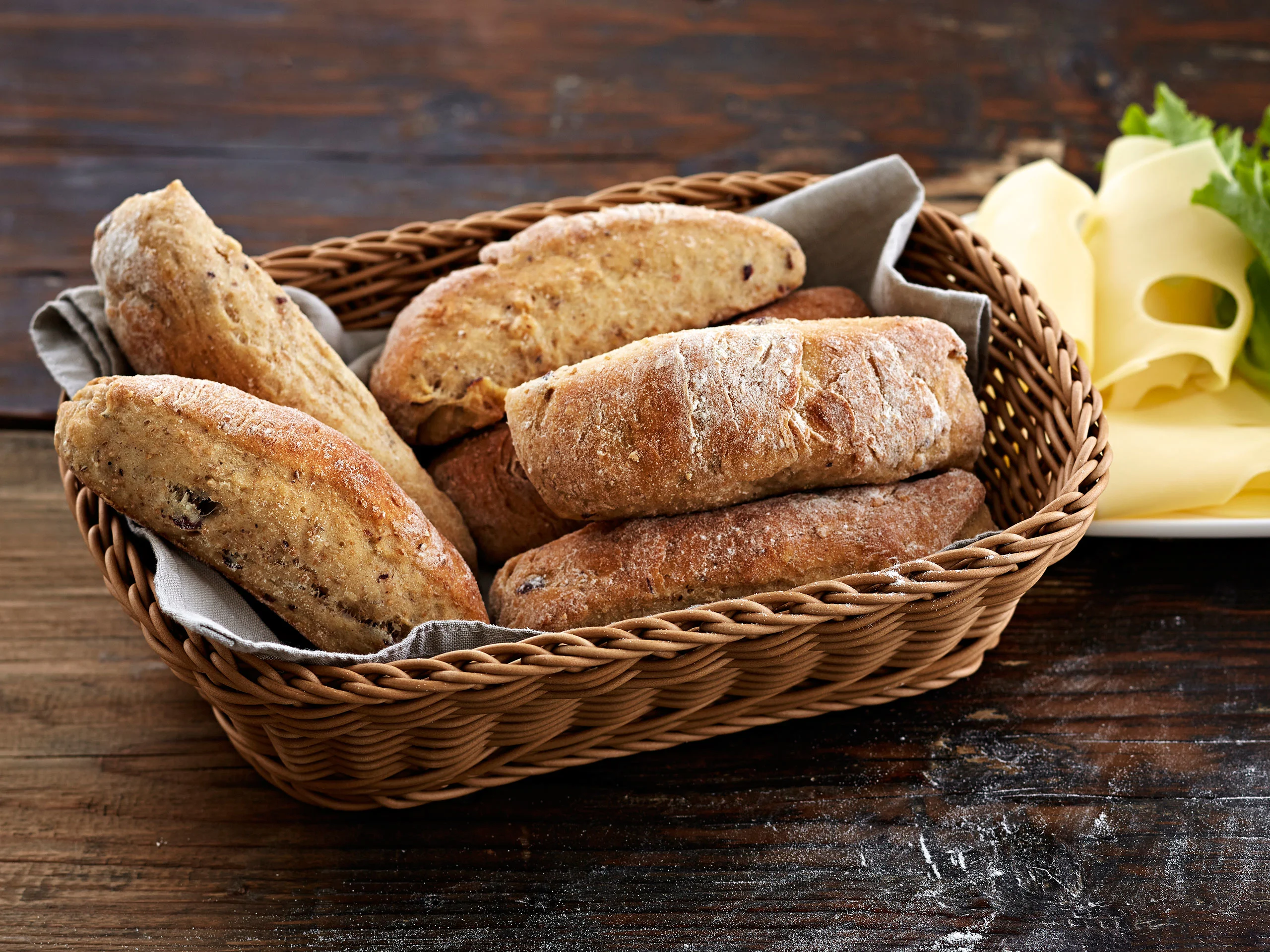 Pähkinäiset sämpylät