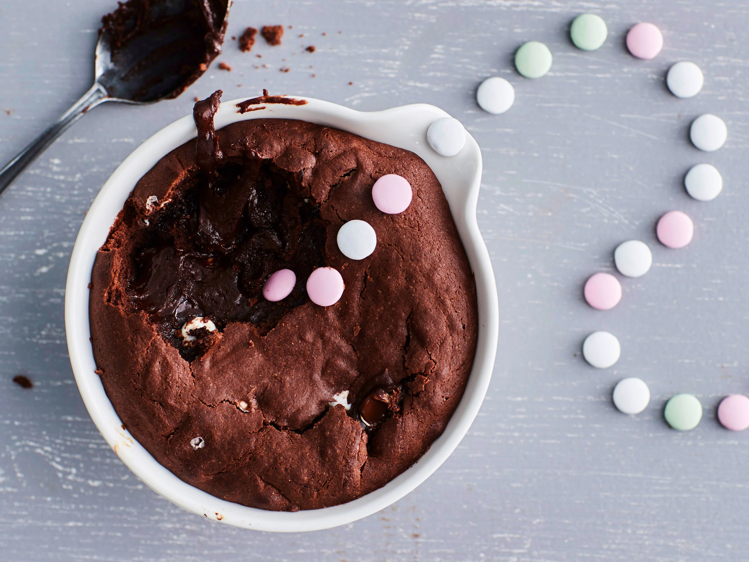 Ranskalaisen karkkikaupan mutakakku