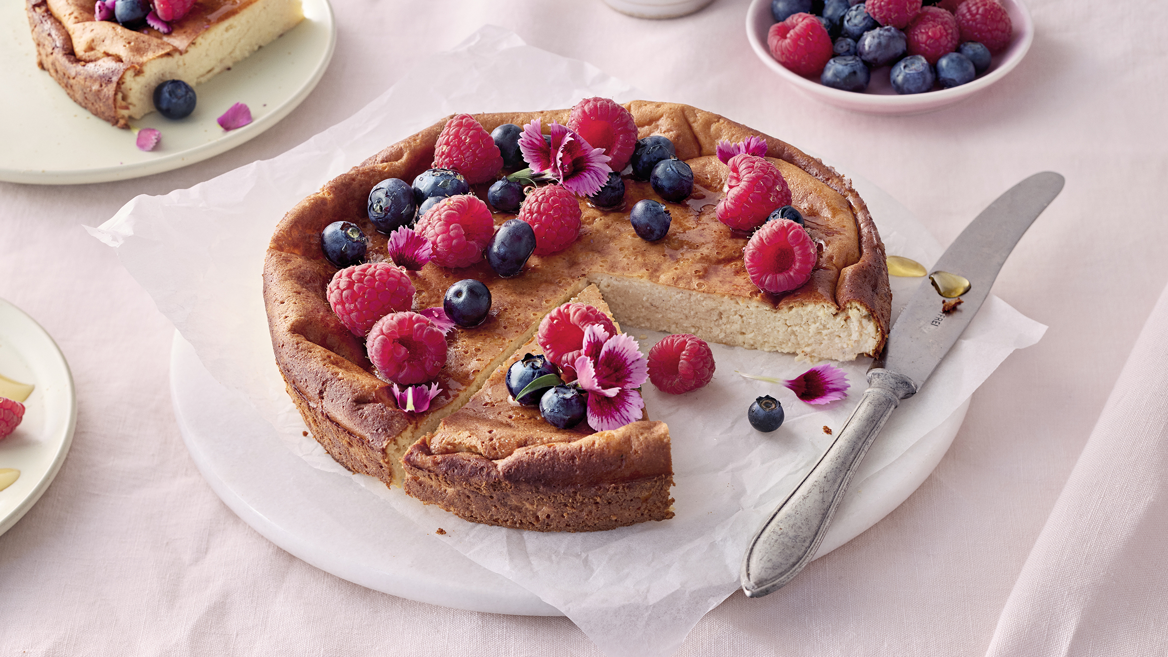 Vaniljainen raejuustokakku