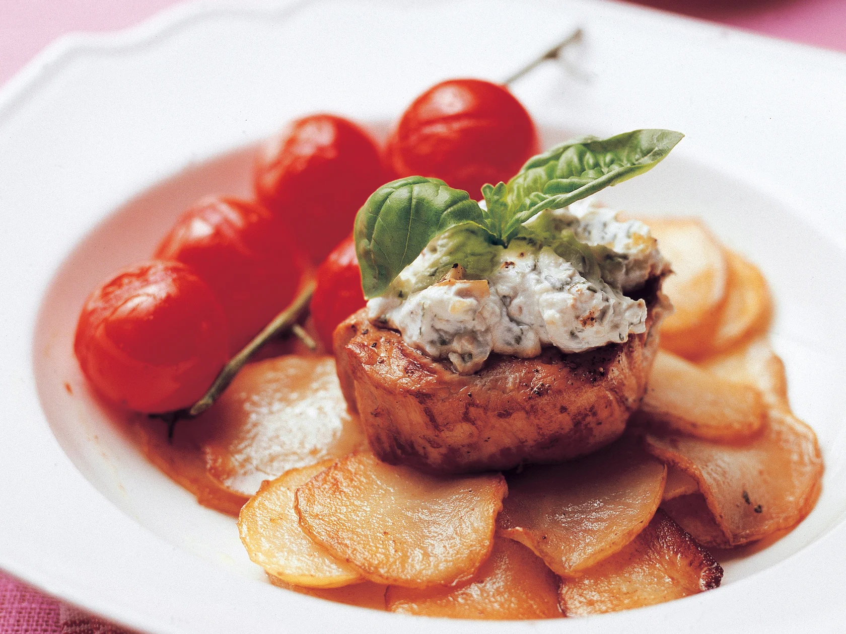 Yrttikuorrutetut porsaanpihvit