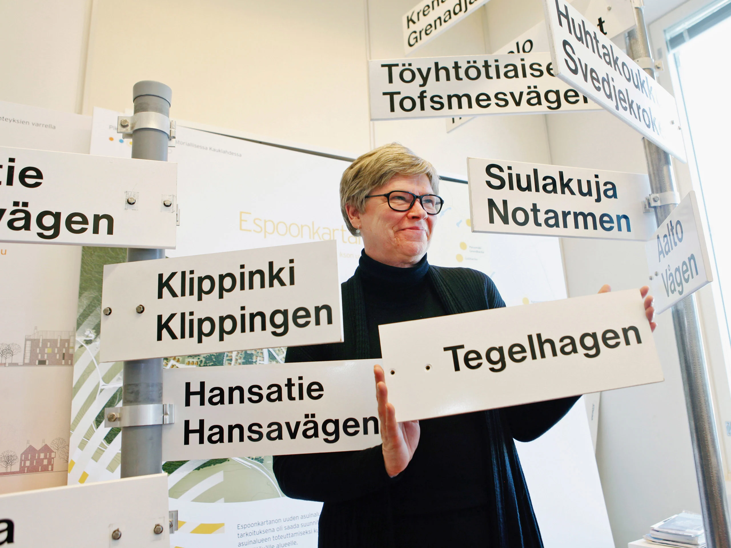 Niminikkareiden maailmassa