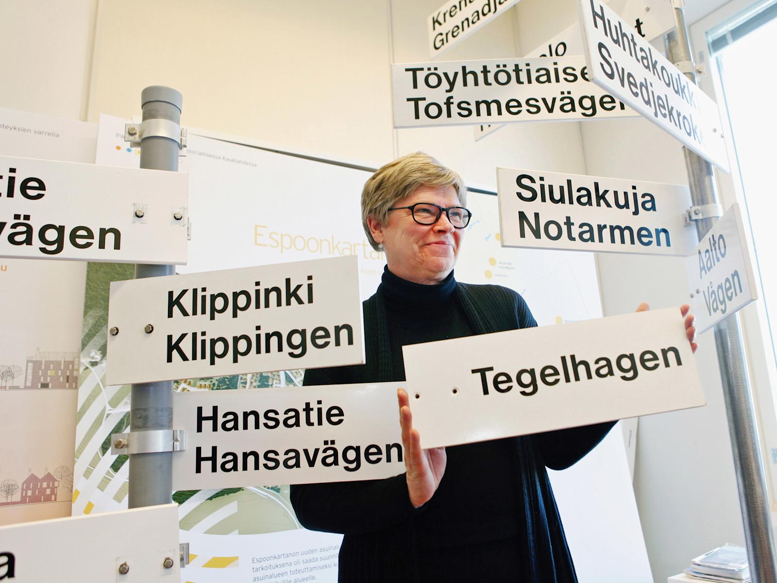 Niminikkareiden maailmassa