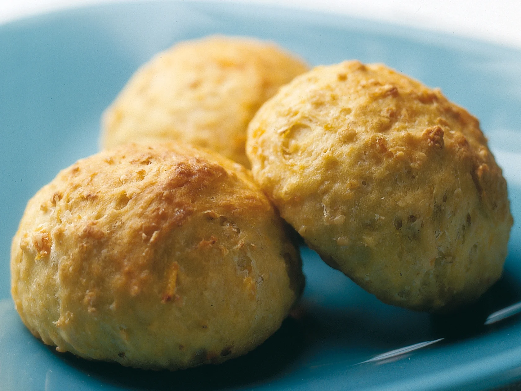 Kaura-porkkanasämpylät