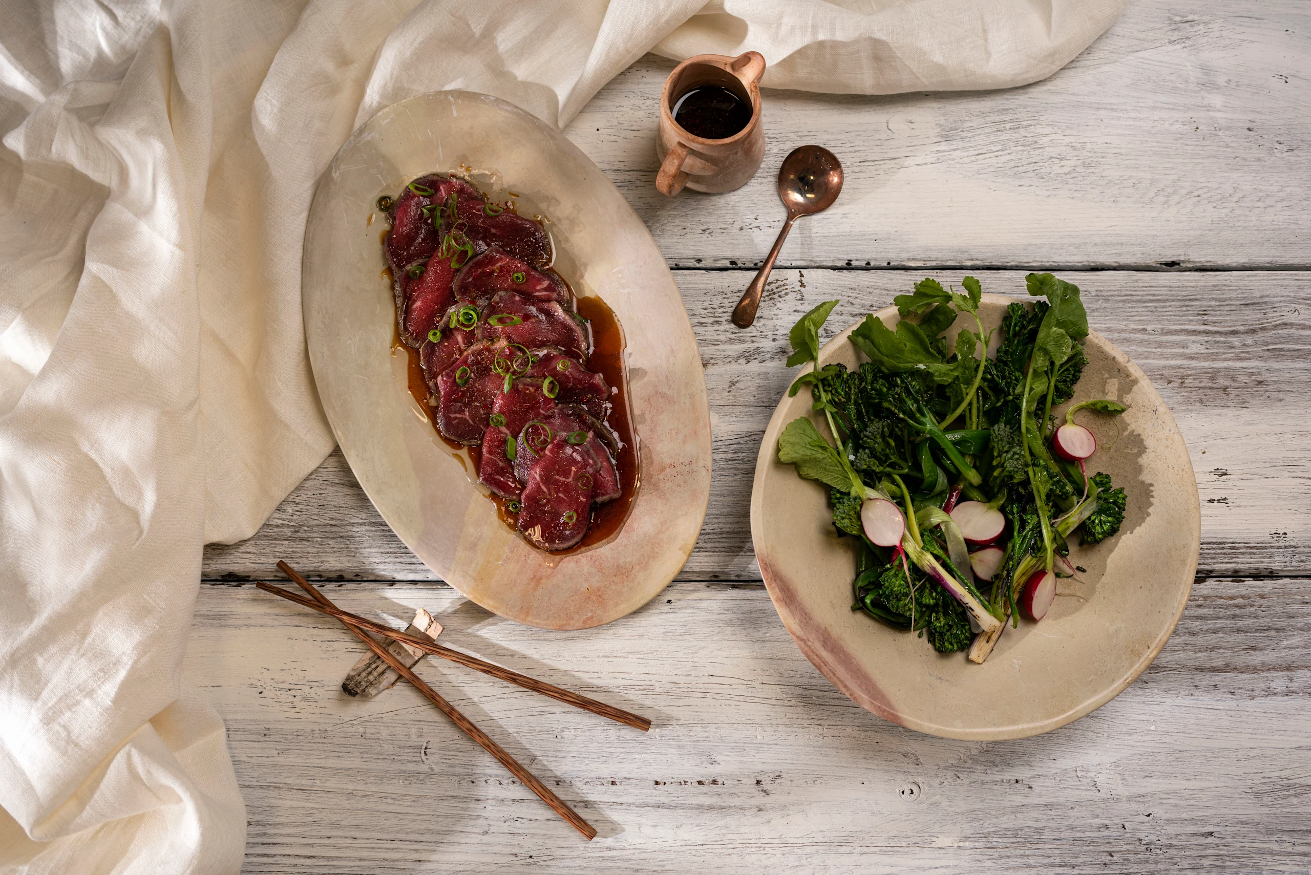 Rotukarjatataki on loistava annos tarjoiltavaksi alkuruokana tai osana isompaa kokonaisuutta. Voit esivalmistella kaiken hyvissä ajoin.