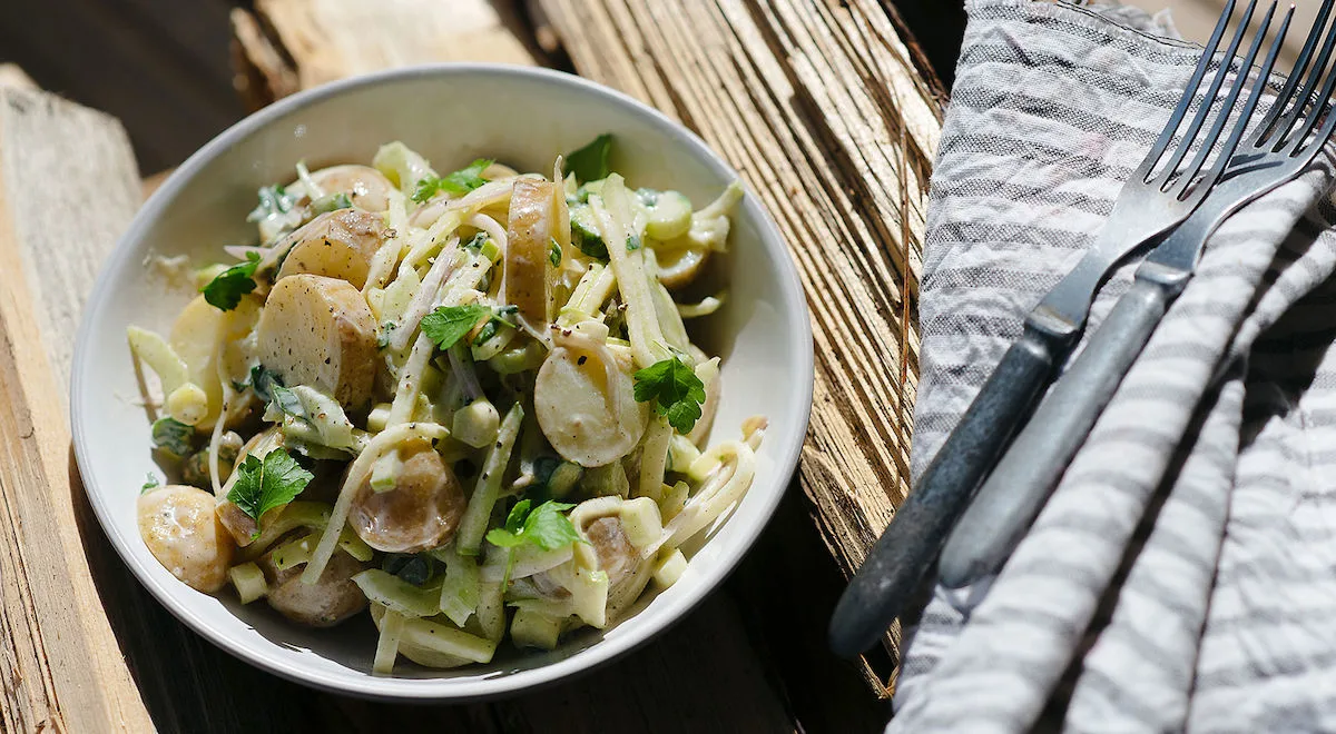 Sinappinen varhaisperunasalaatti