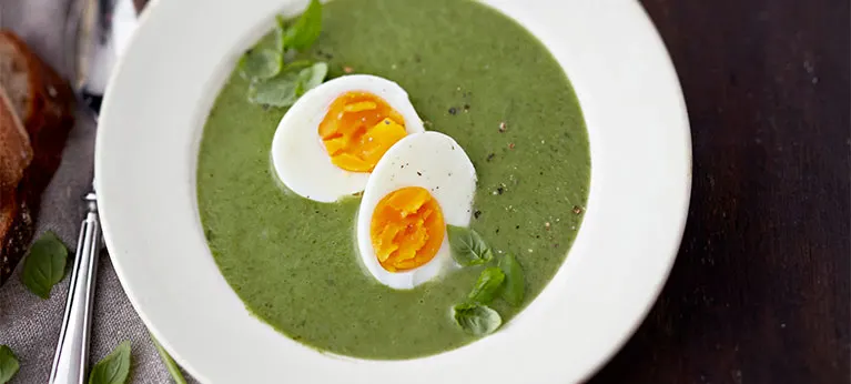 Pinaatti-basilikakeitto