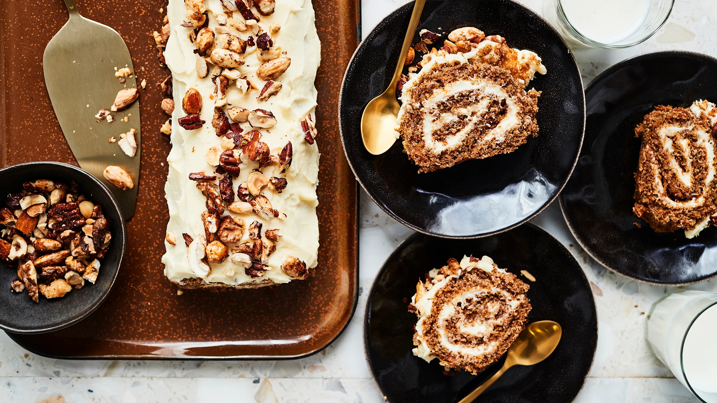 Rukiinen porkkanakakkukääretorttu