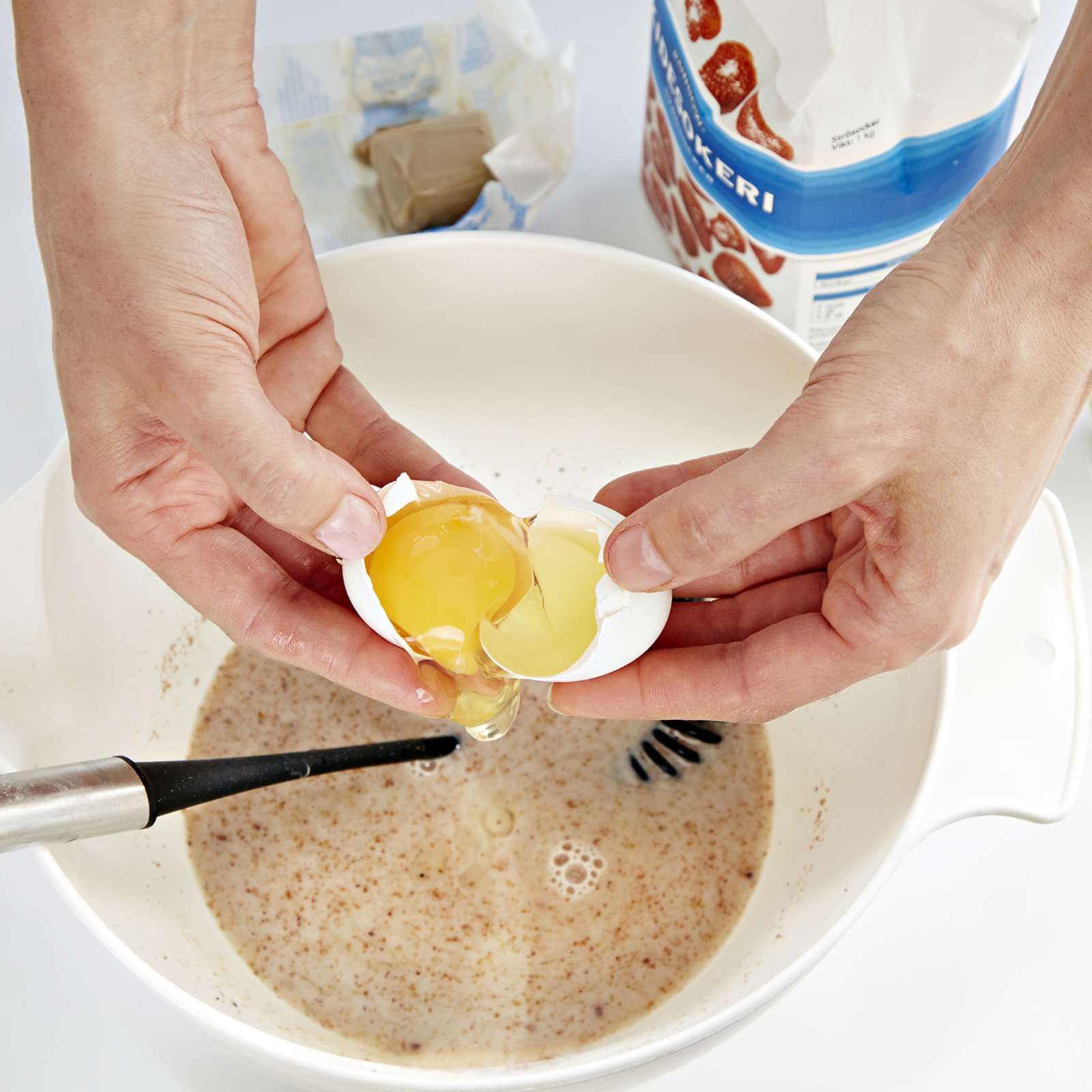 Kuinka korvata kananmuna leivonnassa?