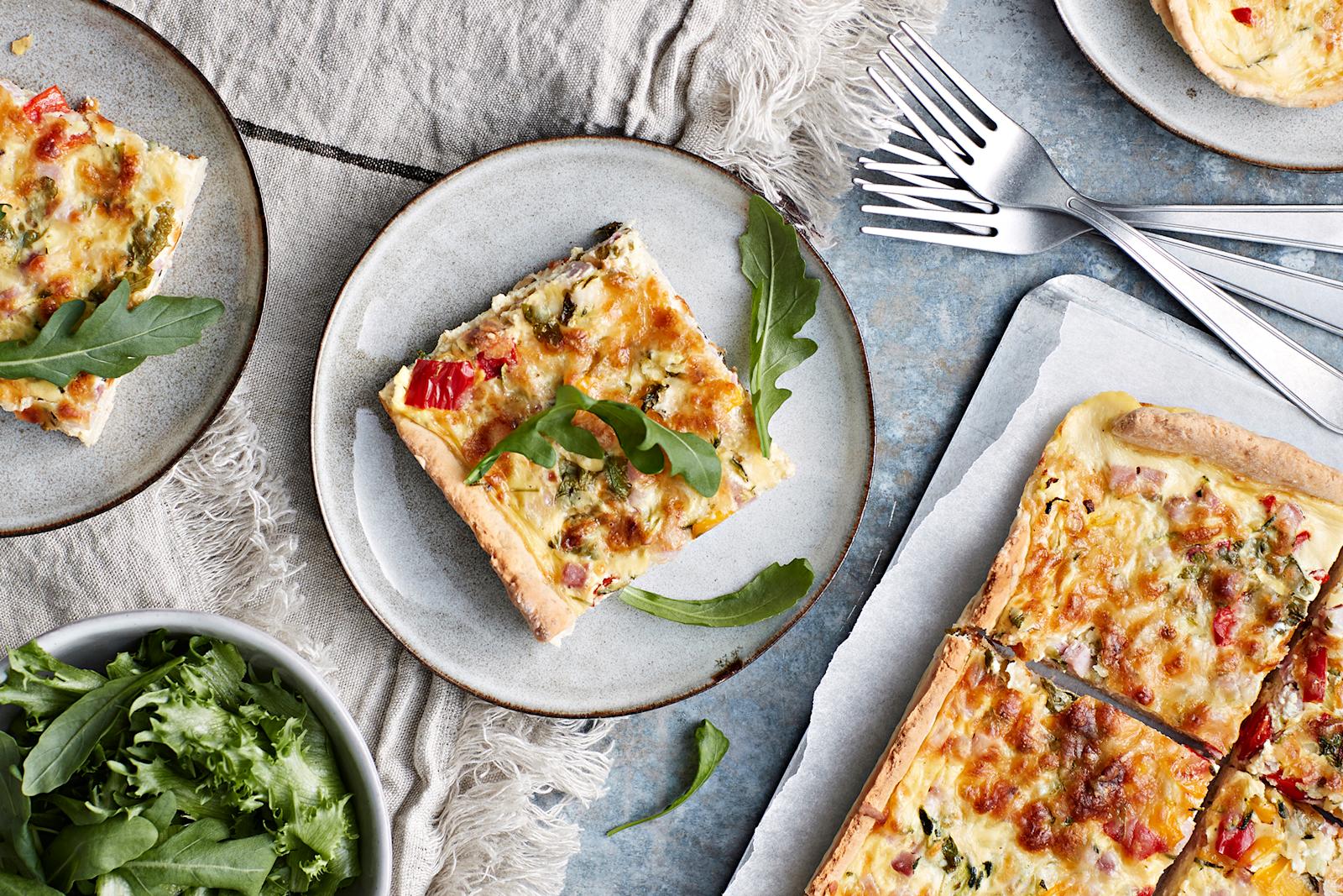 Pellillinen kinkkupiirakkaa