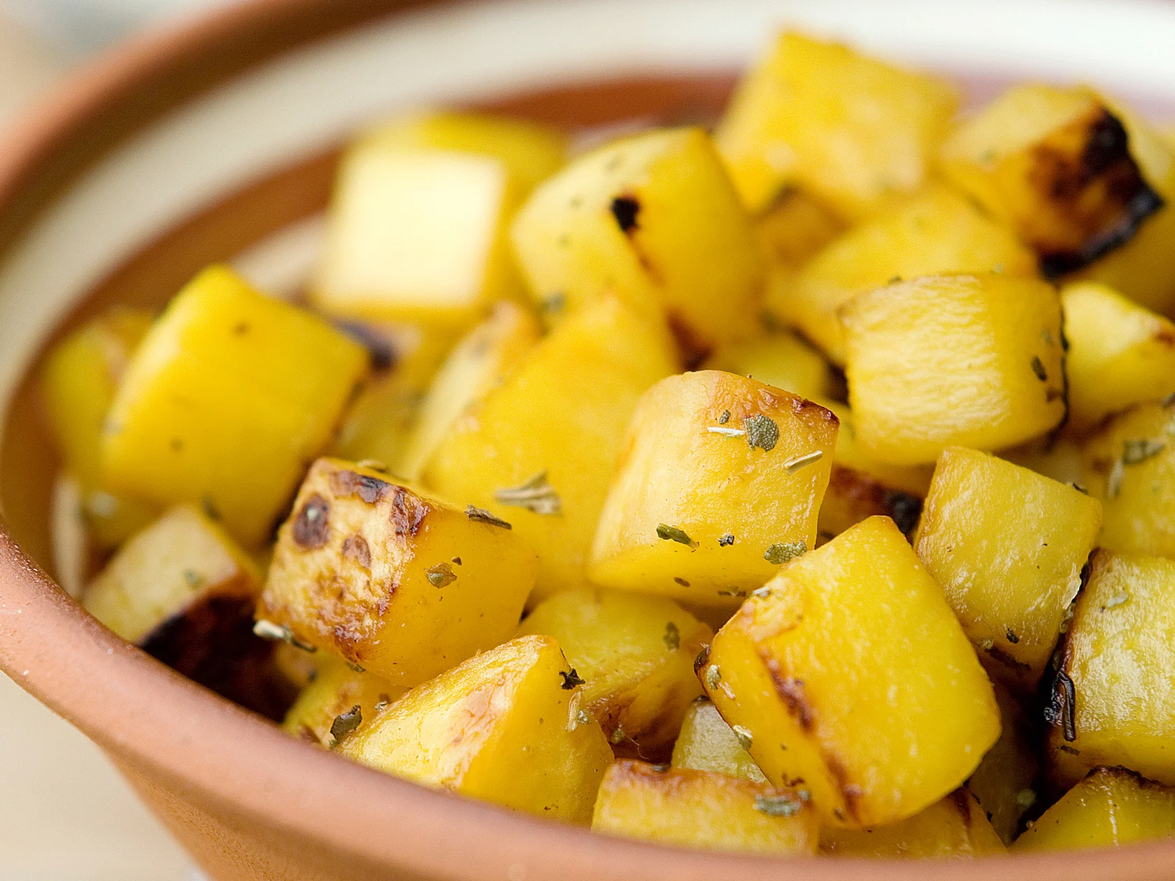 Hunajaiset lanttukuutiot