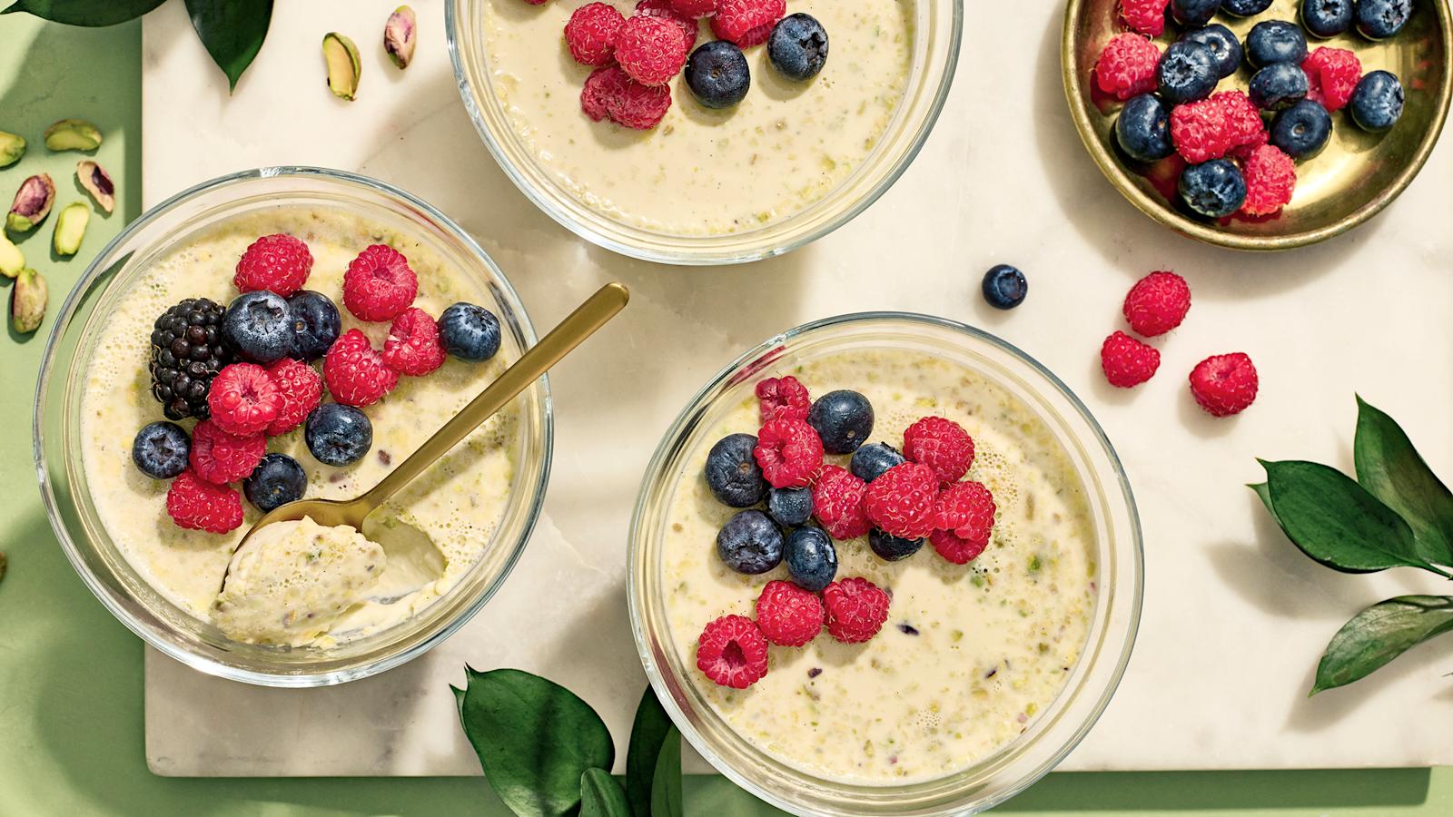 Pistachio panna cotta