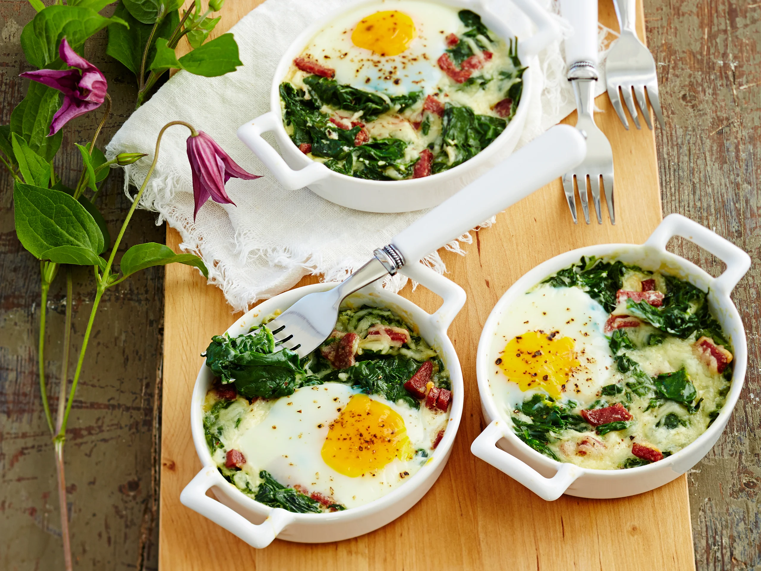 Muna-pinaattipaistokset