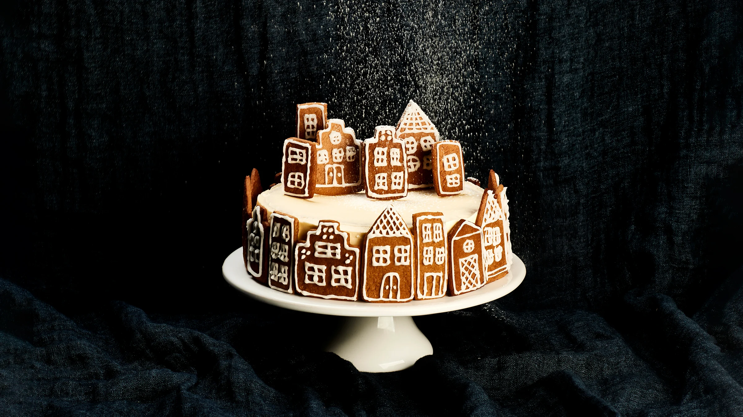 piparkakkutalokakku, piparkakkutalotäytekakku