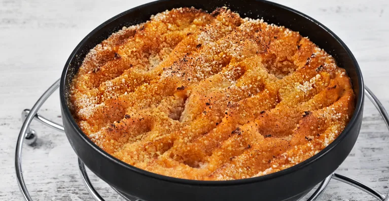 Bataatti-porkkanalaatikko kookosmaidossa