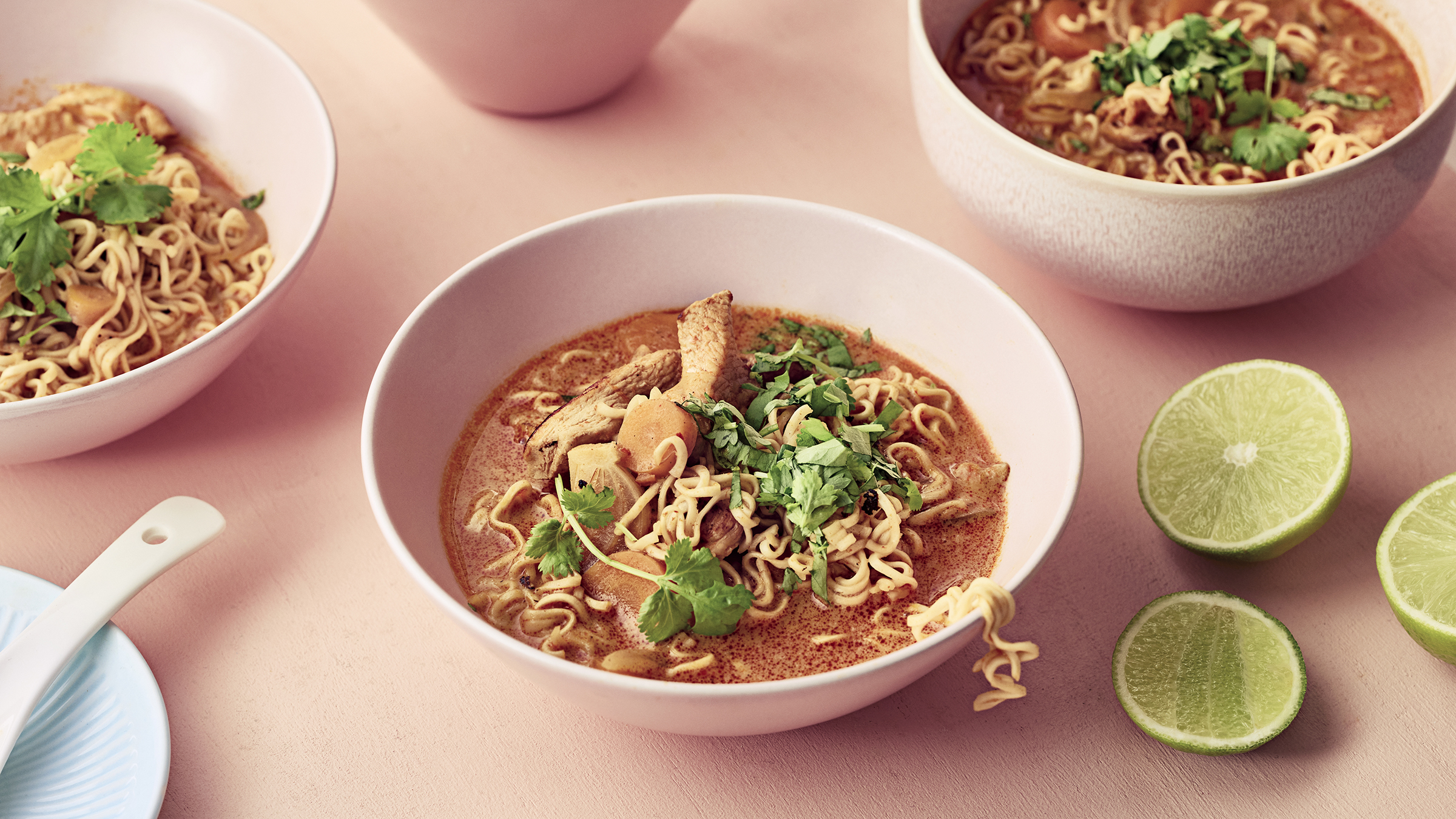 Aasialainen kanakeitto