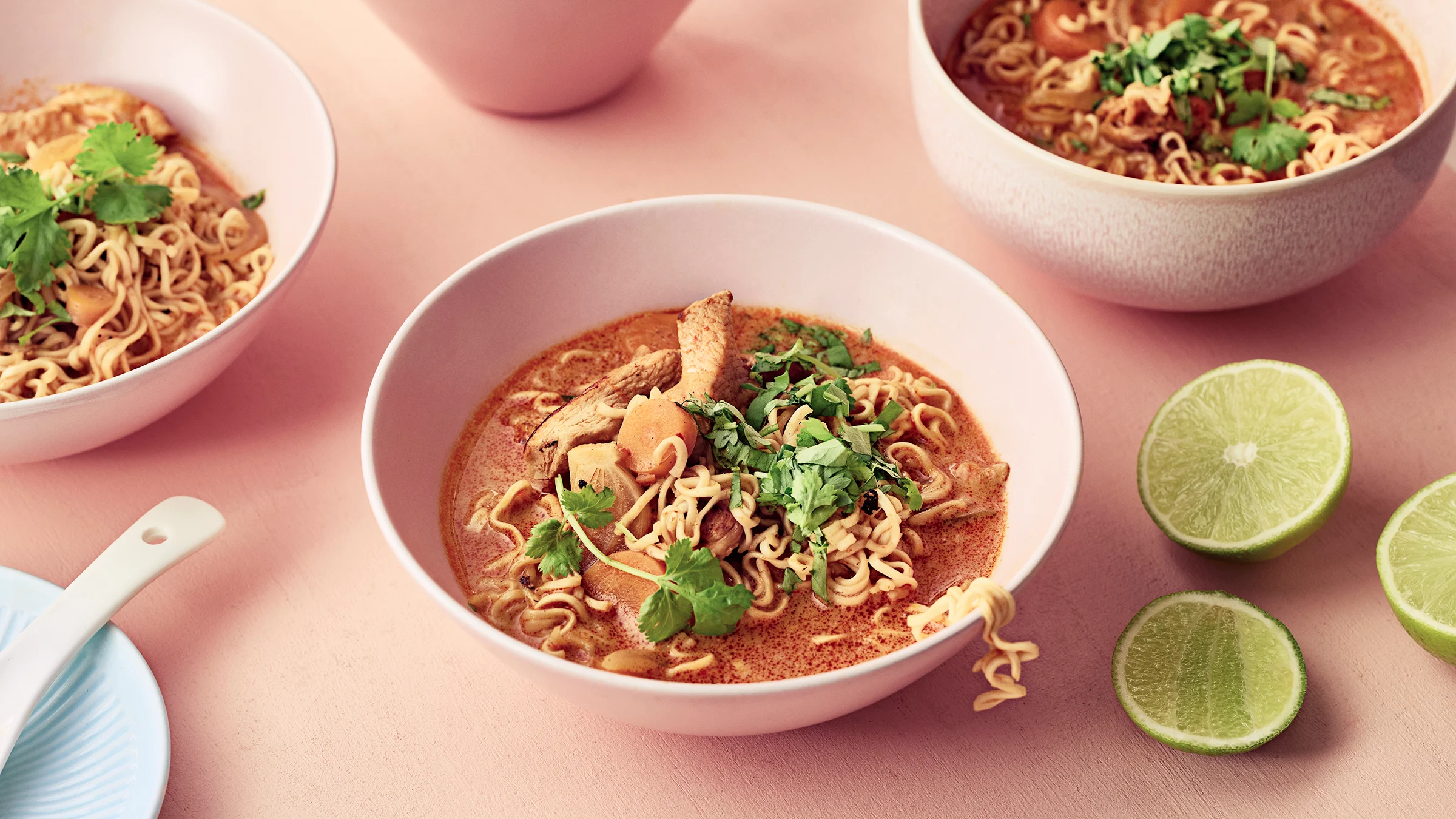 Aasialainen kanakeitto