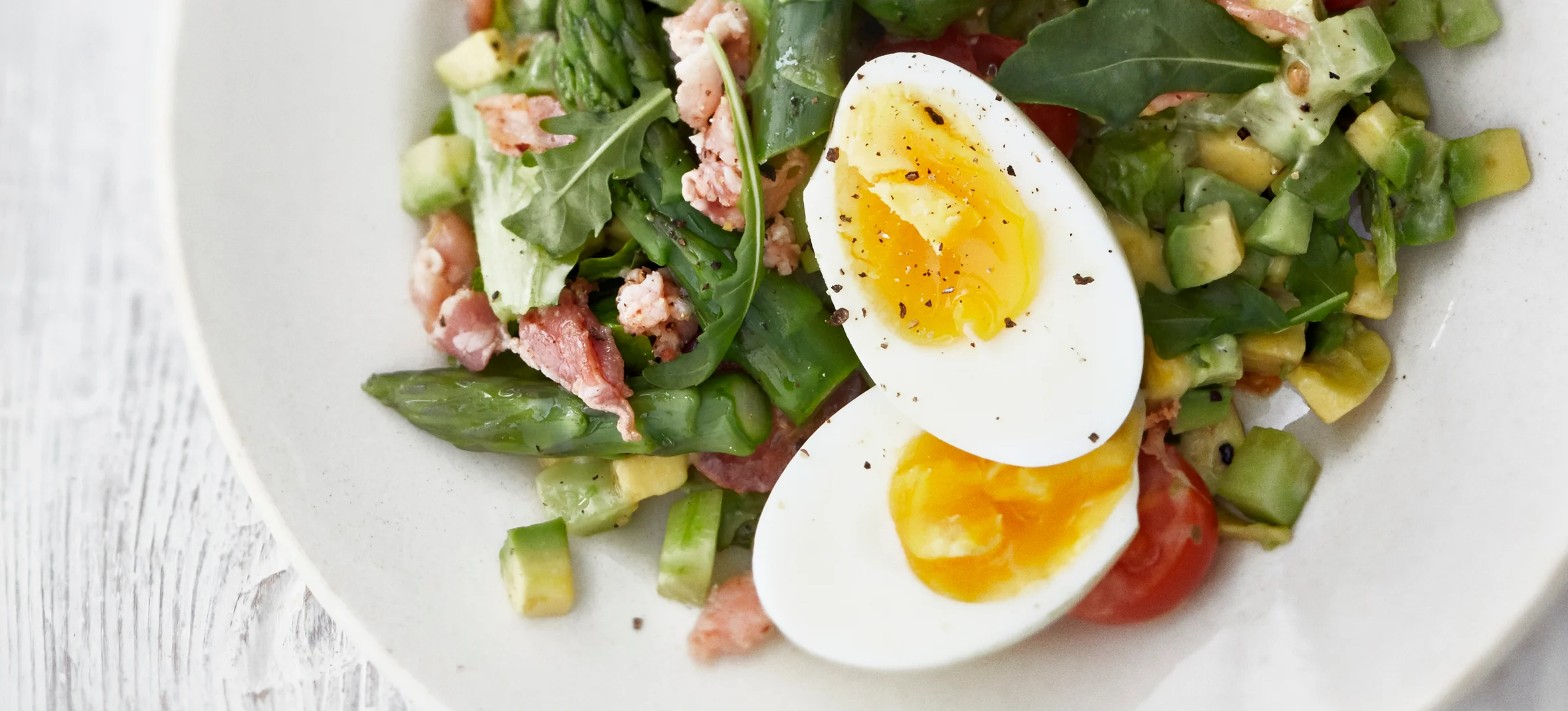 Parsa-pekonisalaatti