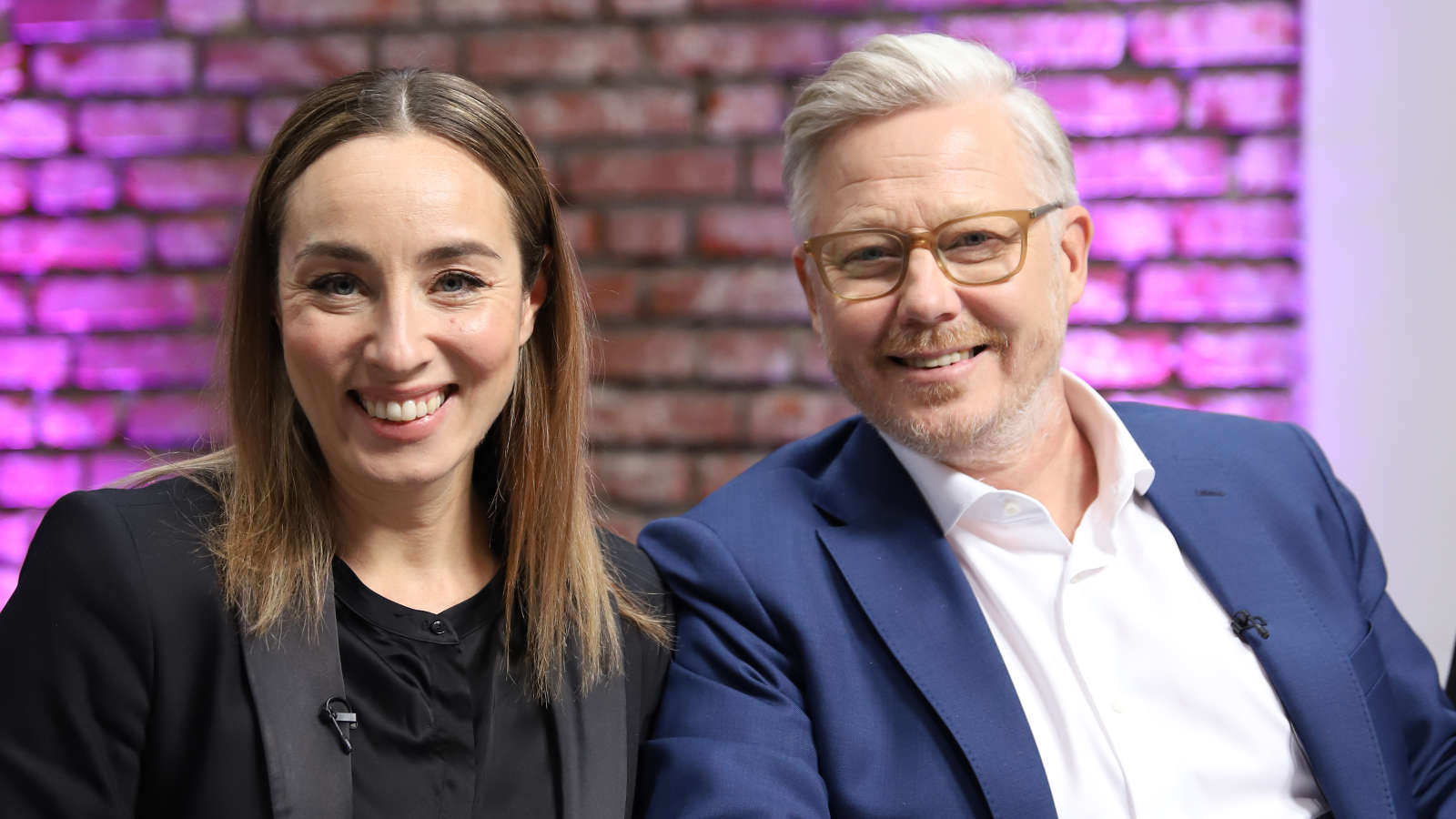 Anni Hautala ja Jyrki Sukula ovat tuomareita Suomalainen Menestysresepti -tv-sarjan toisella tuotantokaudella.