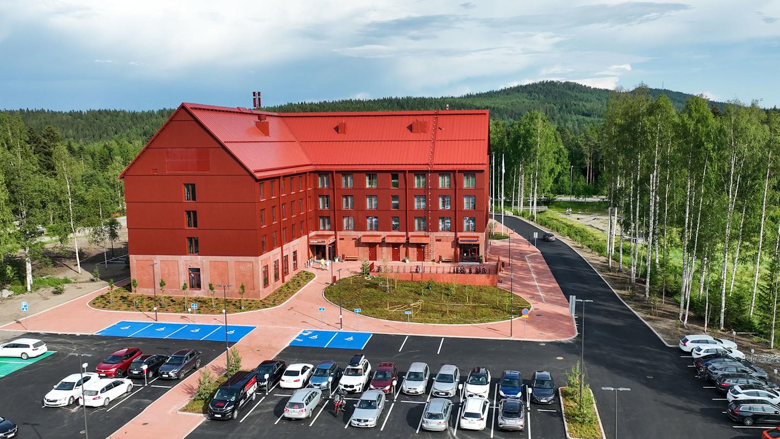 Break Sokos Hotel Koli Kylä ja vaaramaisema Kolilla.