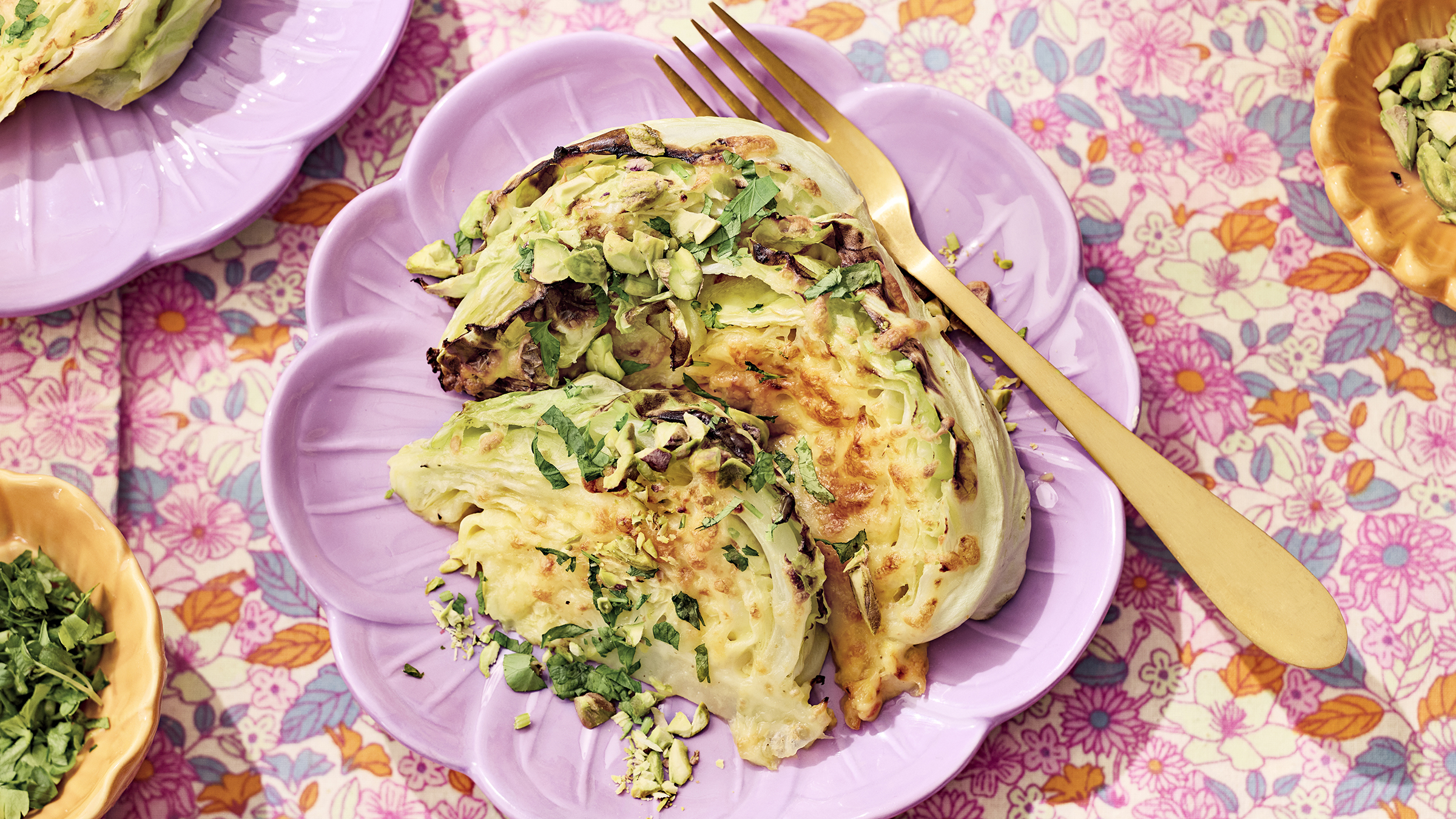 Grillatut kaalilohkot