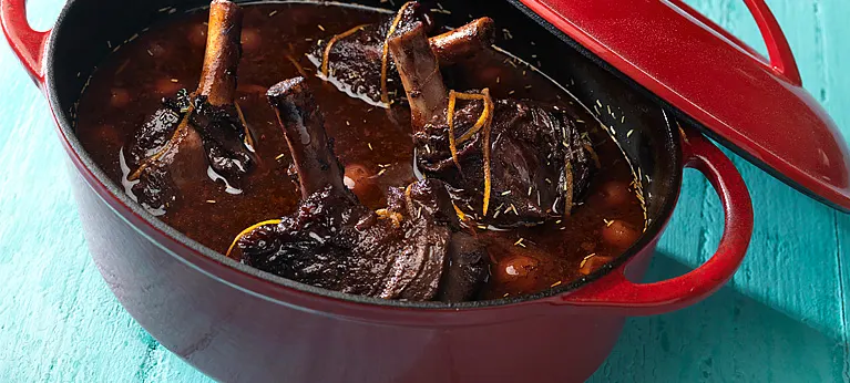 Uunissa haudutetut karitsanpotkat