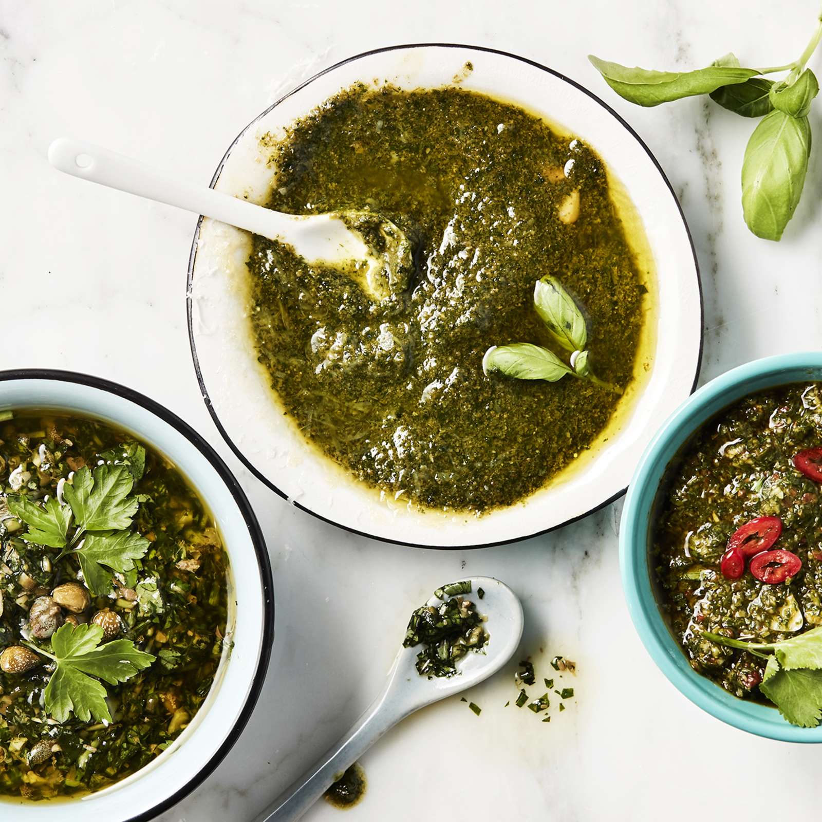 3 yrttikastiketta: salsa verde, pesto, gremolata