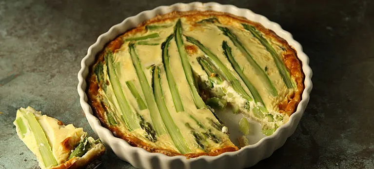 Parsa-parranojuustopiirakka