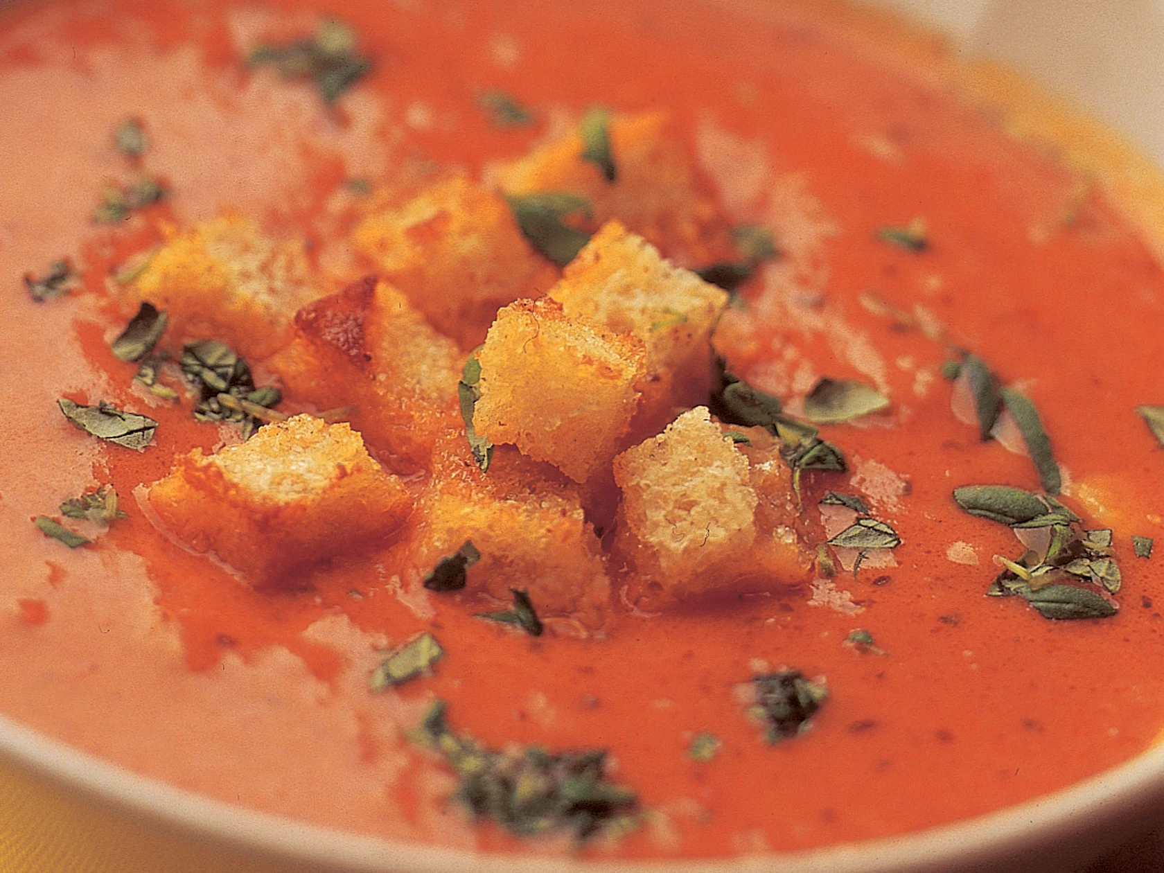 Tomaatti-juustokeitto