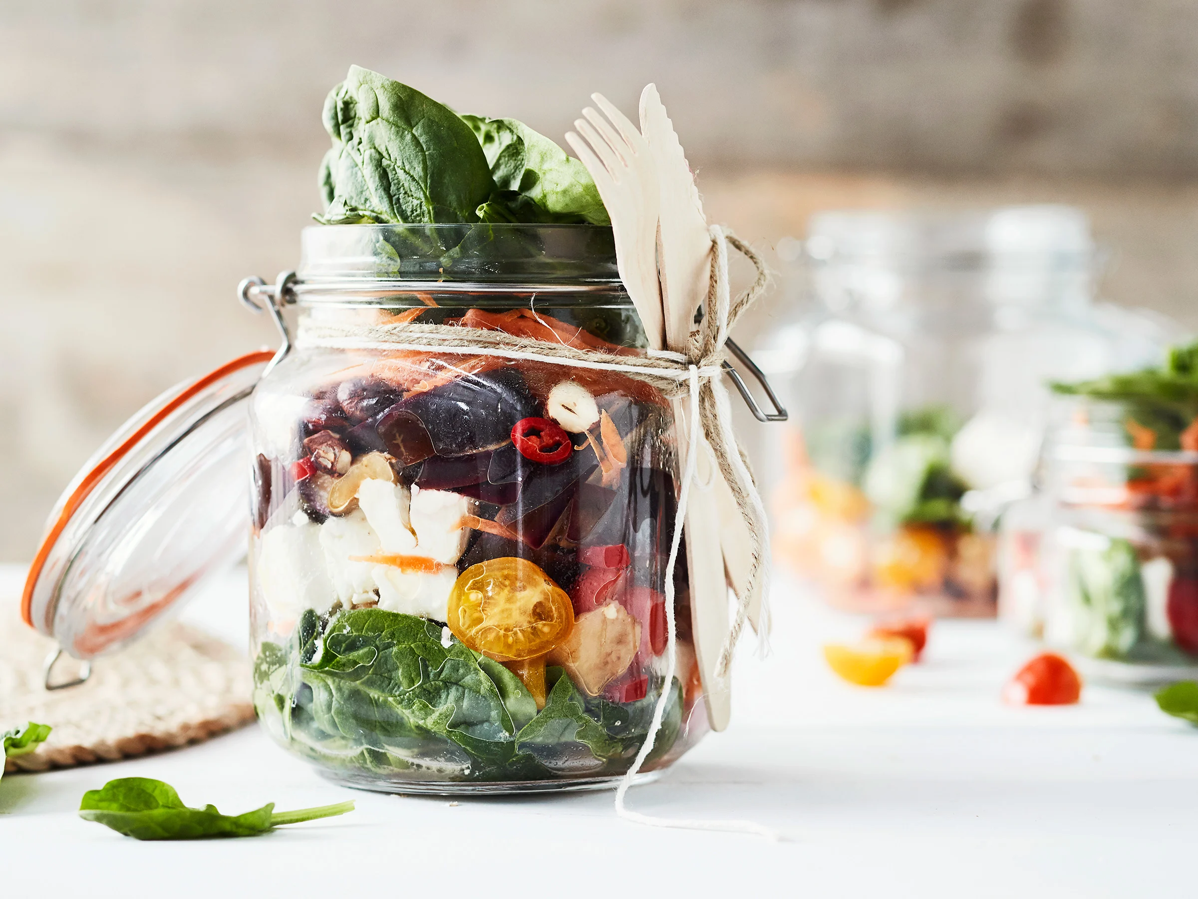 Feta-munakoisokerrossalaatti