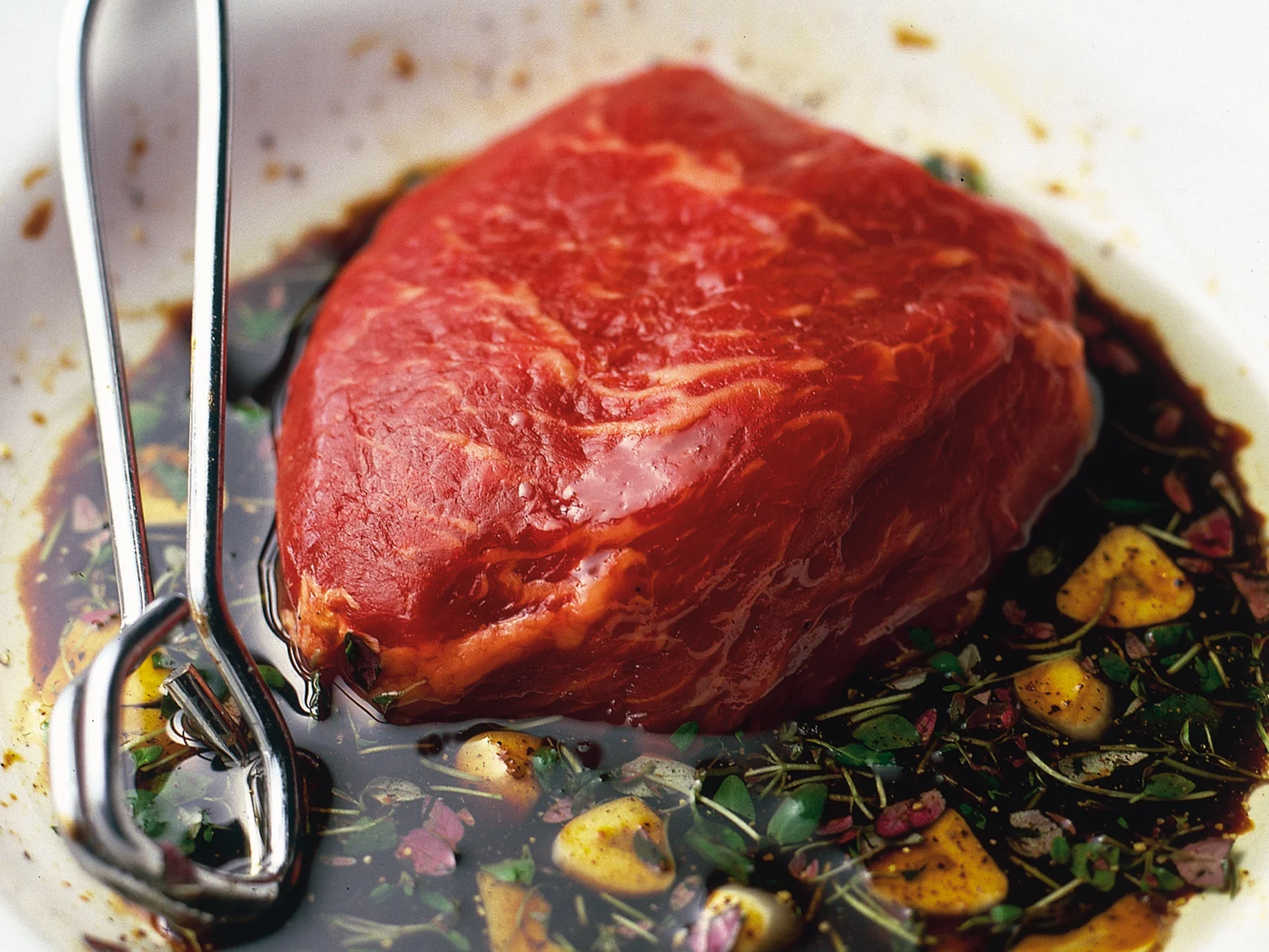 Marinadi naudanlihalle