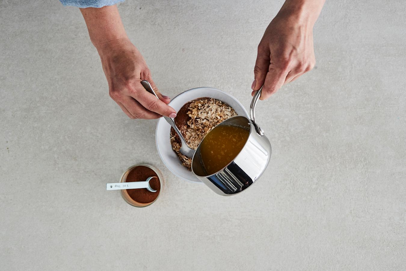 Gluteeniton omenapiirakka vaihe 4