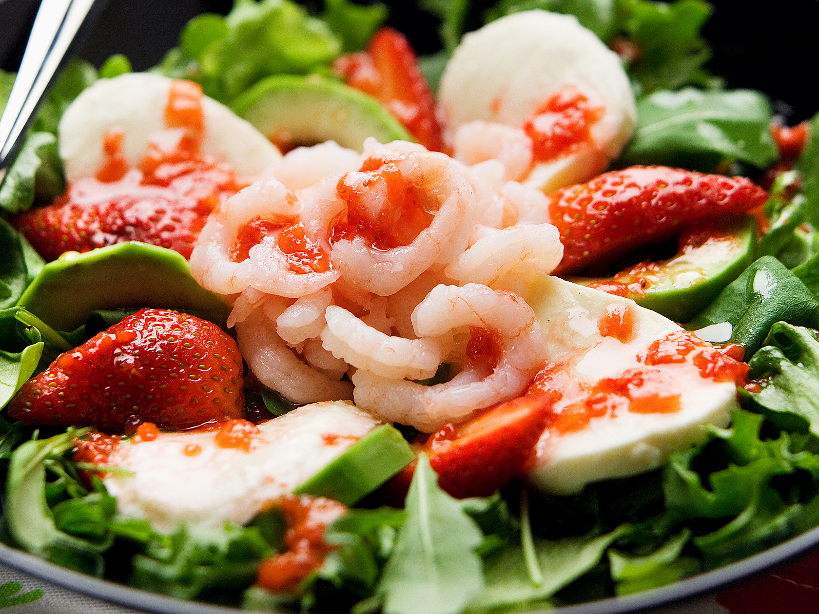 Mansikkainen katkarapusalaatti