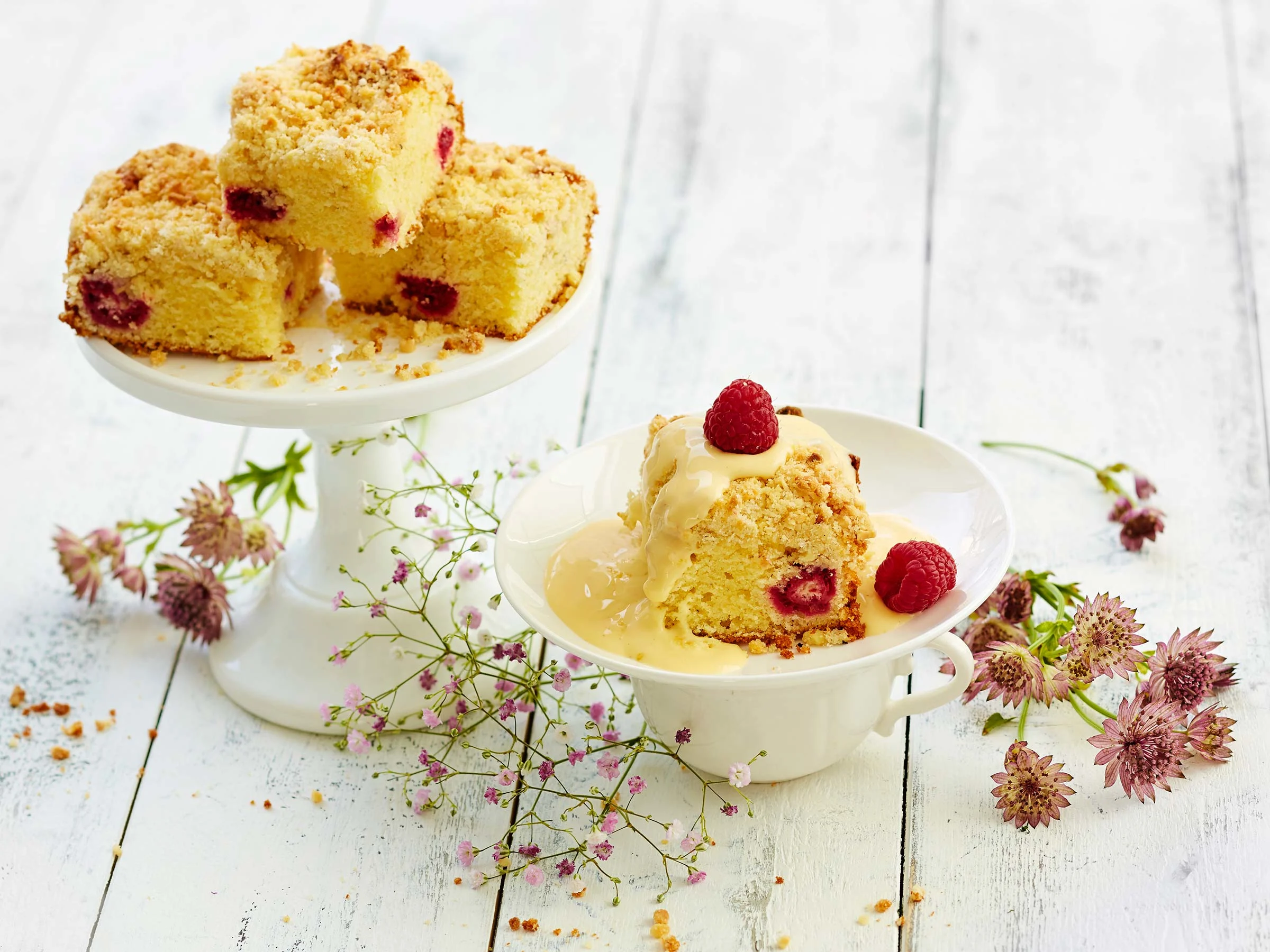 Murupintainen marjakakku