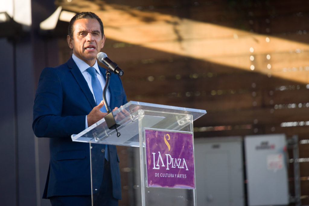 Former LA Mayor Antonio Villaraigosa speaking about the importance of the arts.
