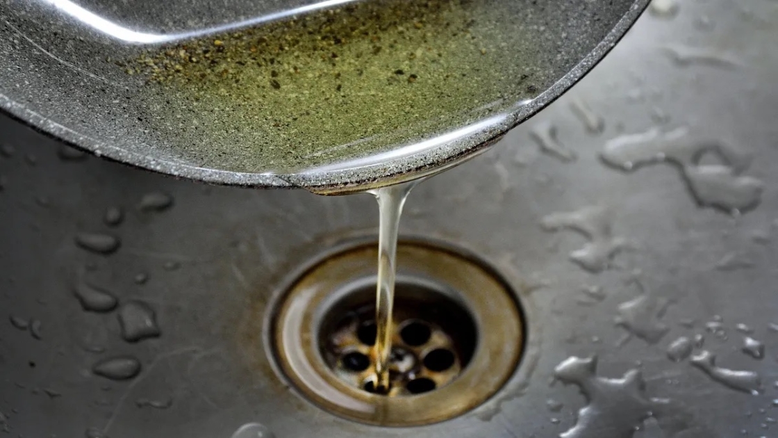How to Clean Oil from Your Sink: A Comprehensive Guide for Lexington Residents