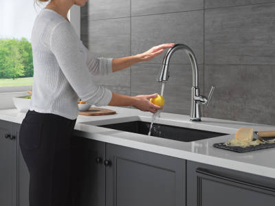 Upgrade Your Kitchen with a Touchless Kitchen Faucet