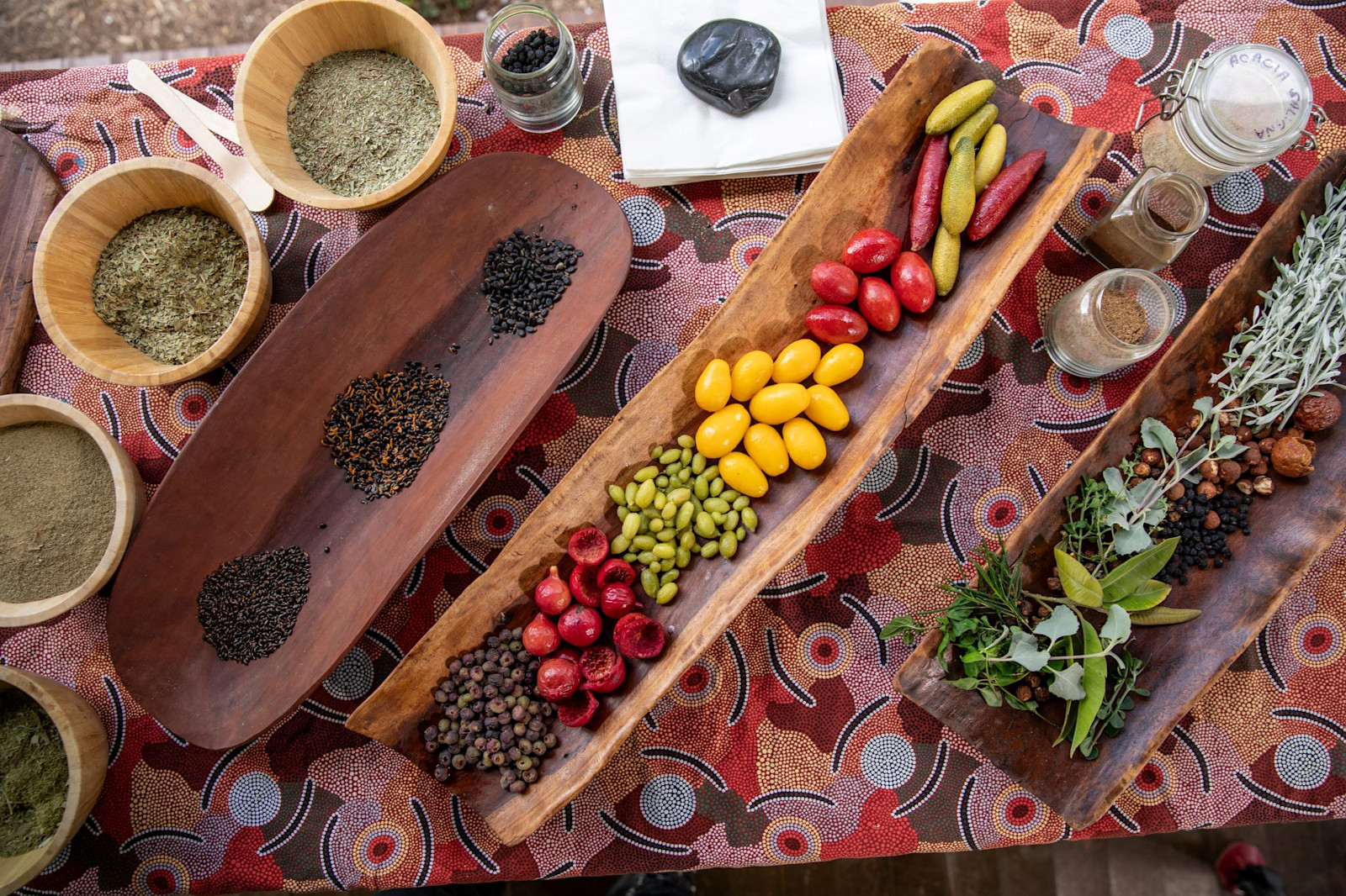 Bush foods, Dale Tilbrook Experiences, Swan Valley, Western Australia © Tourism Australia