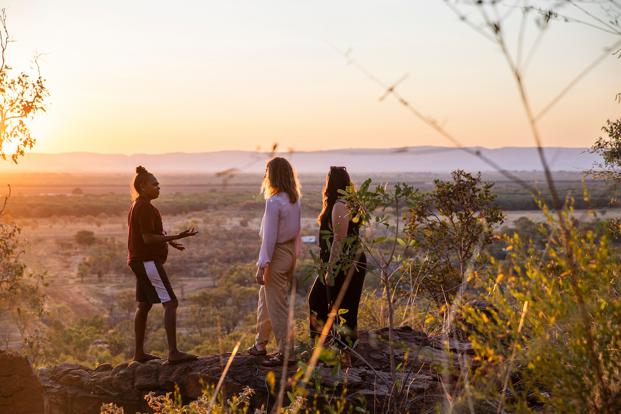 Exploring Kununurra’s surrounds with an Aboriginal guide from Waringarri Aboriginal Arts in Western Australia © Tourism Australia