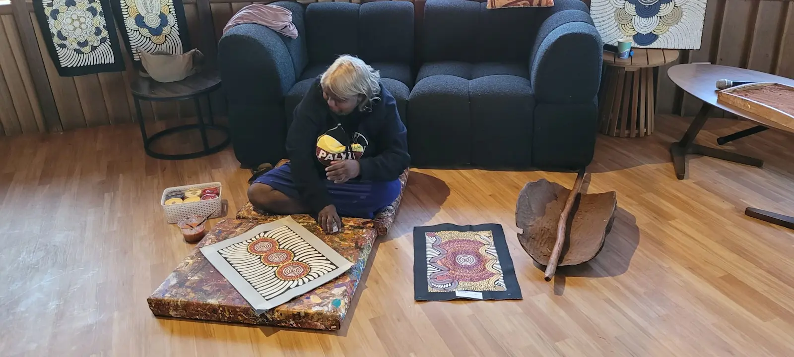 SEIT Aboriginal Art Experience, Uluru, Northern Territory