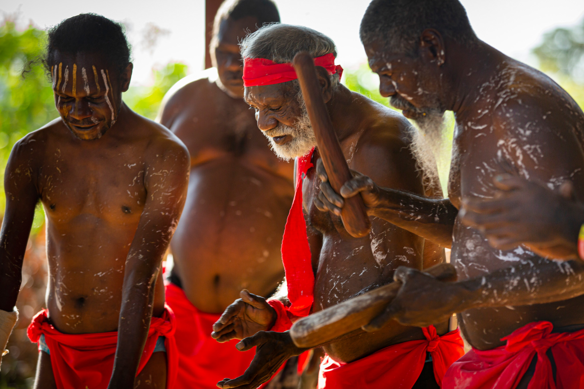 cultural-art-session-sealink-nt-tiwi-islands-northern-territory